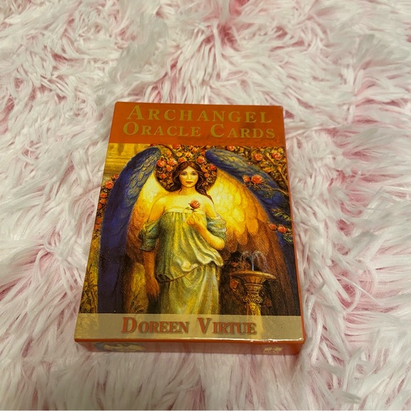 Archangel Oracle Cards by Doreen Virtue - Picture 1 of 1